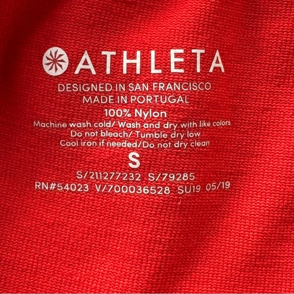 Athleta Foothill Crew Neck Split Back Tank, Red Size Small - Picture 4 of 7